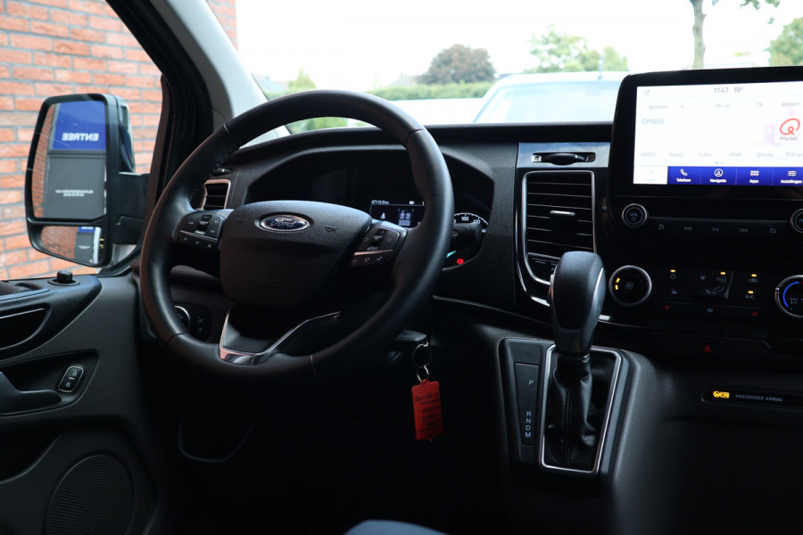 Ford Transit Custom 320 2.0 TDCI 170 PK L2H1 Limited DC | Dubbel cabine | ACC | Blind Spot | Elek stoelen | CarPlay | Camera | Navigatie | Trekhaak | DAB | PDC V+A | MF Stuur | 5-Zitter | Nieuwe APK | Dealer onderhouden | NAP Logisch | NL Auto