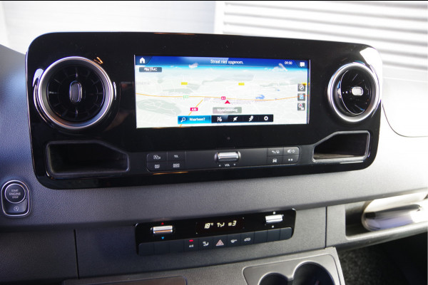 Mercedes-Benz Sprinter 319 3.0 CDI L2H2 MARGE! AUT. LED, LEDER, MBUX 10'', STOELVERWARMING, TREKHAAK, CAMERA, CRUISE, LEDER STUUR, CLIMA
