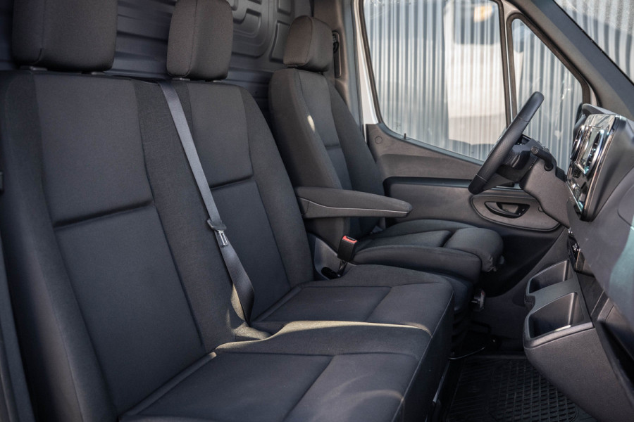 Mercedes-Benz Sprinter 317 CDI L2H2 | Automaat | Facelift | Mbux | Camera | Cruise | Climatronic