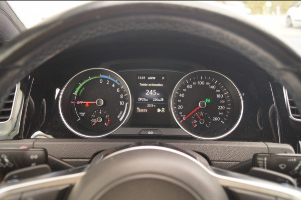 Volkswagen Golf 1.4 TSI Plug-in Hybrid GTE -NAVI-ECC-CAM-