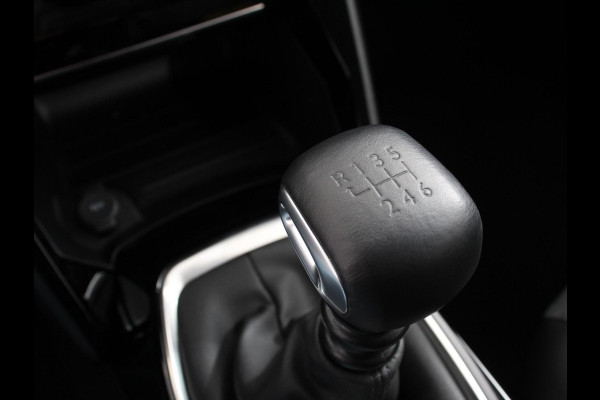 Peugeot 208 1.2 100pk Turbo Allure Pack Navigatie Camera Climate Control Digitale Cockpit Parkeer Sensoren Dab Led Lichtmetalen Velgen Cruise Control Led