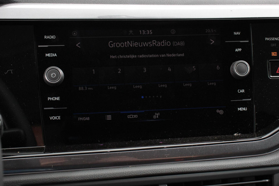 Volkswagen Polo 1.0 TSI DSG Style Navigatie Apple Carplay/Android Auto Climate Control Led Lichtmetalen Velgen Extra getint glas