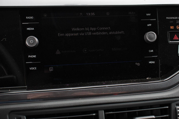 Volkswagen Polo 1.0 TSI DSG Style Navigatie Apple Carplay/Android Auto Climate Control Led Lichtmetalen Velgen Extra getint glas