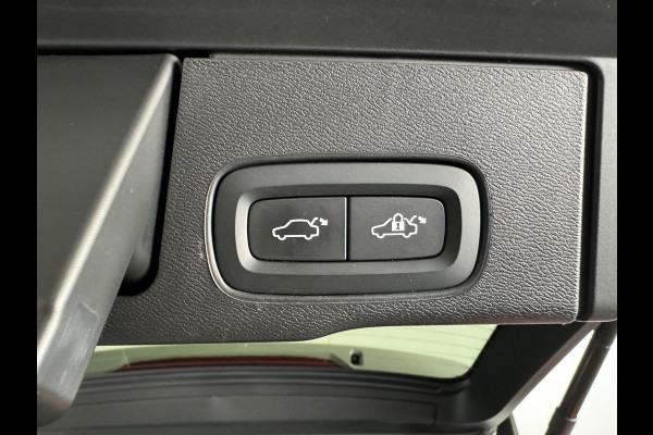 Volvo XC60 2.0 T8 Plug-in hybrid AWD Plus Bright Pano|Memory