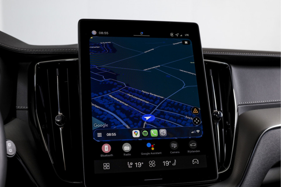 Volvo XC60 2.0 T6 Plug-in hybrid AWD Ultra Black Edition | S/K Panodak | Head-up | 360 Camera | Harman/Kardon | Dig. Cockpit | Adapt. Cruise | Stoel-+Stuurverw. | NAV+App.Connect | ECC | LM 21" | 0630
