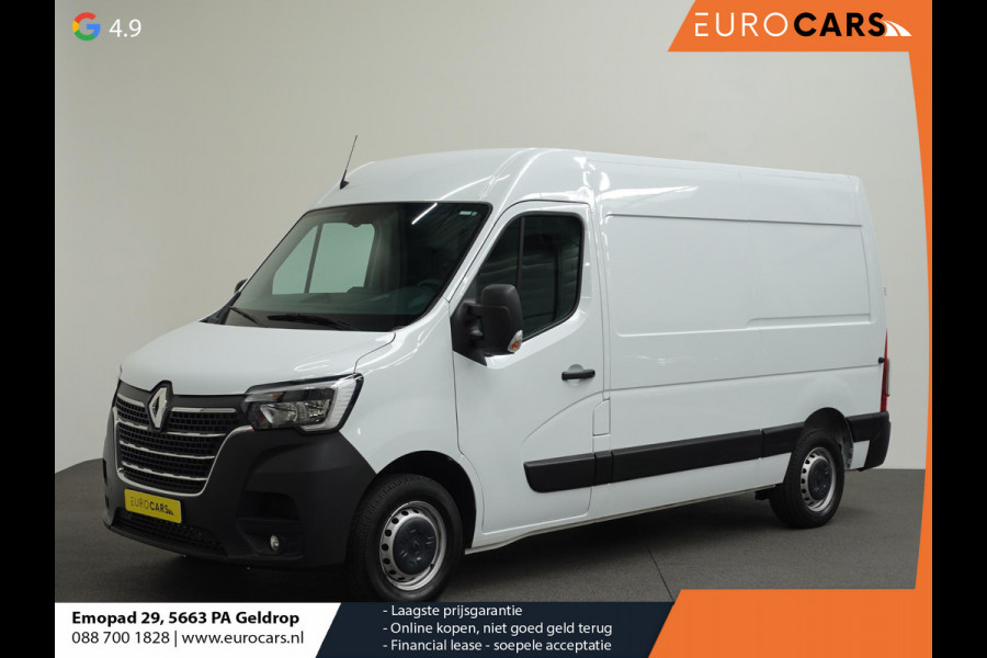 Renault Master T35 2.3 dCi 135PK L2H2 Airco Cruise Control Camera Nav PDC V+A Trekhaak 270° Deuren