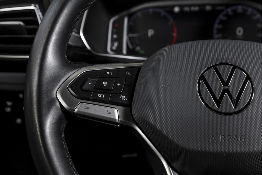 Volkswagen T-Cross 1.0 TSI 115 PK R-Line - Automaat | Dig. Cockpit | Adapt. Cruise | Camera | PDC | App. Connect | ECC | DAB | LM 18" | 2240