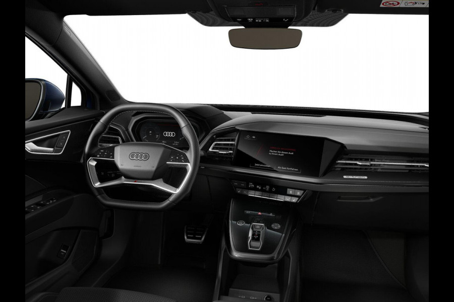 Audi Q4 e-tron 45 S edition Competition 82 kWh 286 pk | Assistentiepakket plus | Comfortpakket | Lichtpakket plus ambient light | Trekhaak |
