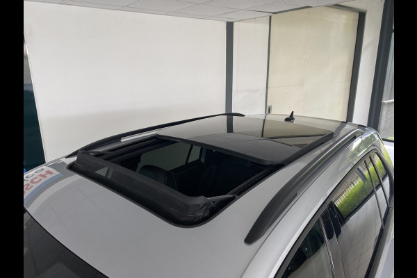 Volkswagen Tiguan 1.4 TSI eHybrid R-Line Business+Black style Panoramadak / /Carplay/ Leer/ Headup