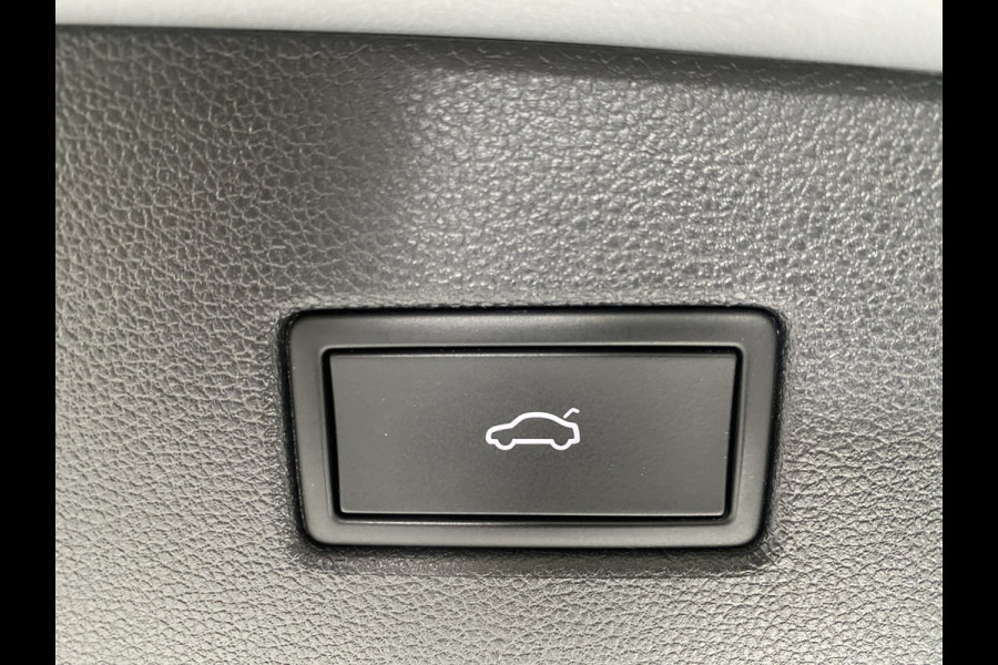 Volkswagen Tiguan 1.4 TSI eHybrid R-Line Business+Black style Panoramadak / /Carplay/ Leer/ Headup