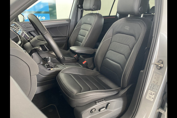 Volkswagen Tiguan 1.4 TSI eHybrid R-Line Business+Black style Panoramadak / /Carplay/ Leer/ Headup