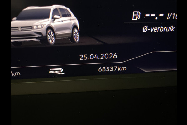 Volkswagen Tiguan 1.4 TSI eHybrid R-Line Business+Black style Panoramadak / /Carplay/ Leer/ Headup