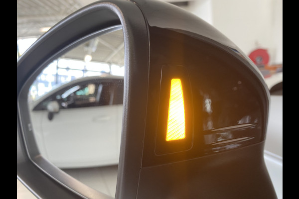 Volkswagen Tiguan 1.4 TSI eHybrid R-Line Business+Black style Panoramadak / /Carplay/ Leer/ Headup