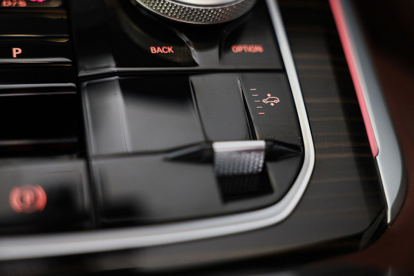 BMW X5 XDrive50e / Head Up / Memory / Cognac Leder / HK / Open Pano / 360 Camera / Dode Hoek / Luchtvering / 22 Inch