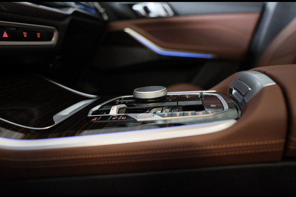 BMW X5 XDrive50e / Head Up / Memory / Cognac Leder / HK / Open Pano / 360 Camera / Dode Hoek / Luchtvering / 22 Inch