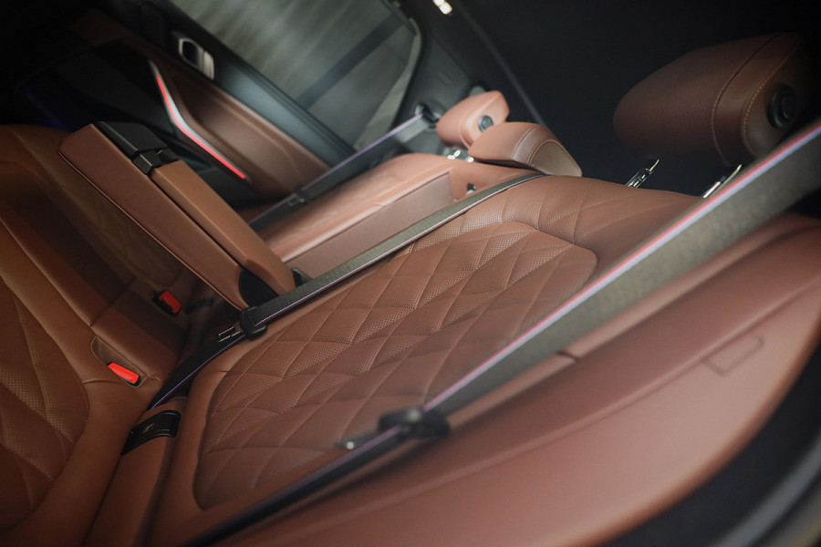 BMW X5 XDrive50e / Head Up / Memory / Cognac Leder / HK / Open Pano / 360 Camera / Dode Hoek / Luchtvering / 22 Inch