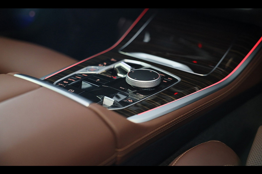 BMW X5 XDrive50e / Head Up / Memory / Cognac Leder / HK / Open Pano / 360 Camera / Dode Hoek / Luchtvering / 22 Inch