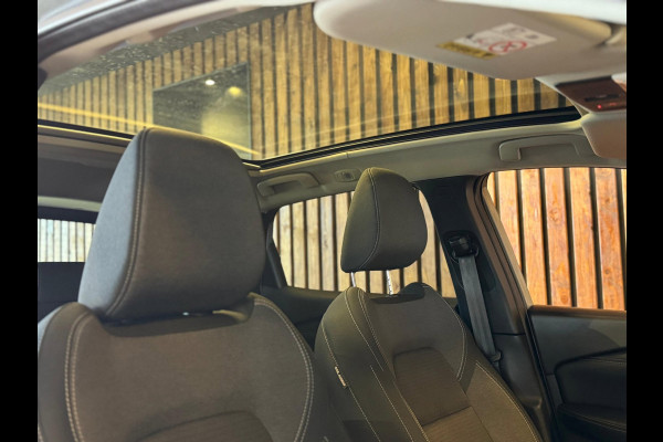 Nissan QASHQAI 1.3 MHEV Premiere Edition / NAP / 360 Camera / Pano/ HUD / Keyless / DAB