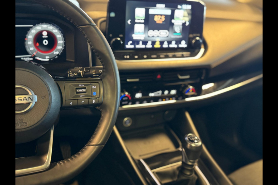 Nissan QASHQAI 1.3 MHEV Premiere Edition / NAP / 360 Camera / Pano/ HUD / Keyless / DAB
