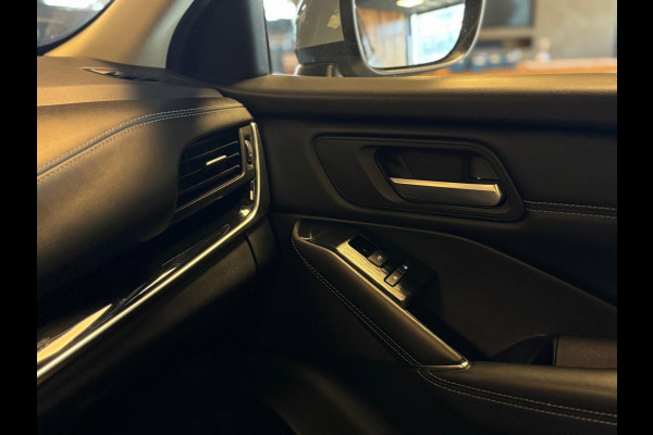 Nissan QASHQAI 1.3 MHEV Premiere Edition / NAP / 360 Camera / Pano/ HUD / Keyless / DAB