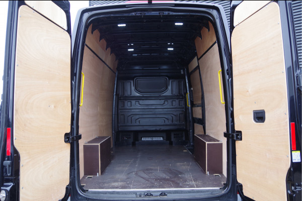MAN TGE 3.180 35 2.0 L3H3(L2H2) 177PK AUT. 3-ZITS, LED, TREKHAAK, GEV. STOEL, CAMERA, CRUISE, AIRCO, PARKEERSENSOREN, CARPLAY