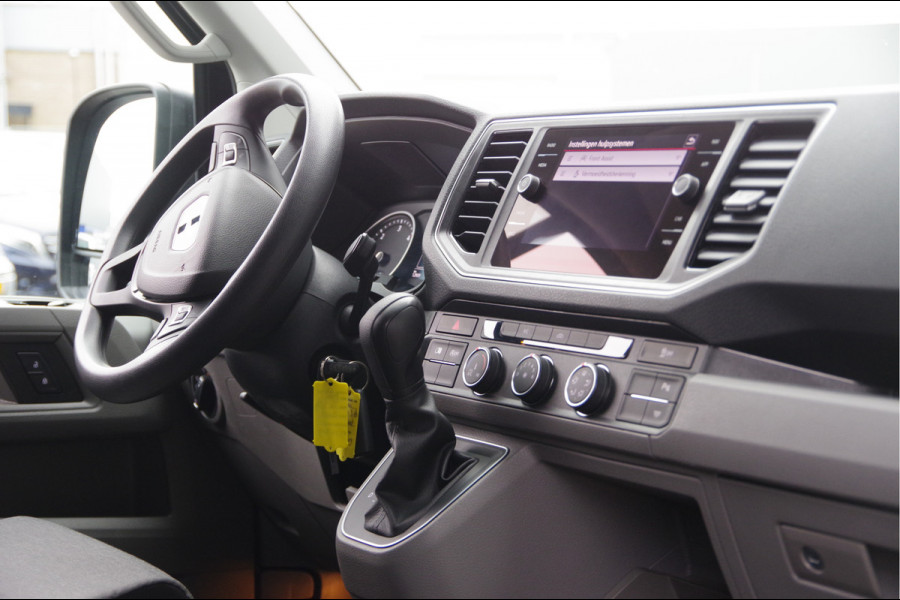 MAN TGE 3.180 35 2.0 L3H3(L2H2) 177PK AUT. 3-ZITS, LED, TREKHAAK, GEV. STOEL, CAMERA, CRUISE, AIRCO, PARKEERSENSOREN, CARPLAY