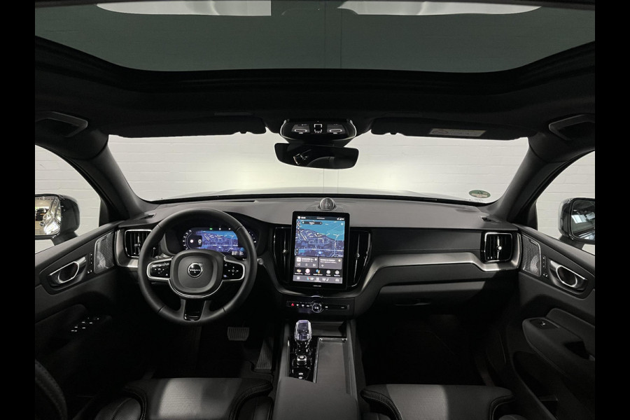 Volvo XC60 2.0 T8 PHEV AWD Ultra Black Edition Trekhaak | Bowers & Wilkins |  Massage | Open dak |  Stoel ventilatie | Stoel-/stuurverwarming | Head-up | 360 camera | *455PK*