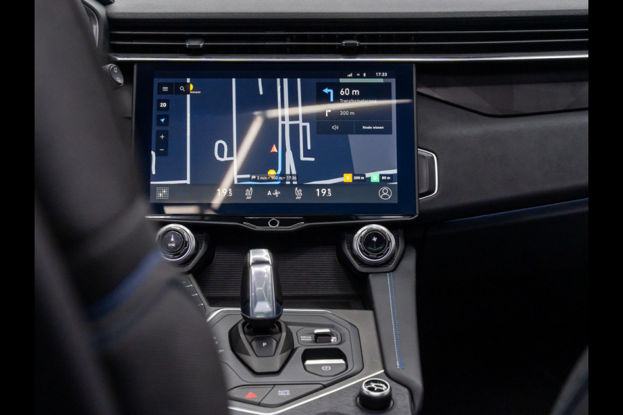 Lynk & Co 01 1.5 Autom, Panodak, Digidash, 360.camera, Carplay, Infinity sound