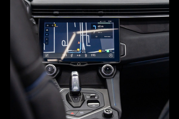 Lynk & Co 01 1.5 Autom, Panodak, Digidash, 360.camera, Carplay, Infinity sound