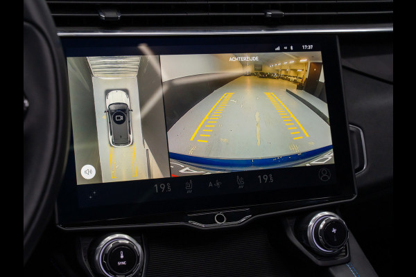 Lynk & Co 01 1.5 Autom, Panodak, Digidash, 360.camera, Carplay, Infinity sound