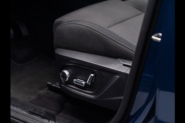 Lynk & Co 01 1.5 Autom, Panodak, Digidash, 360.camera, Carplay, Infinity sound