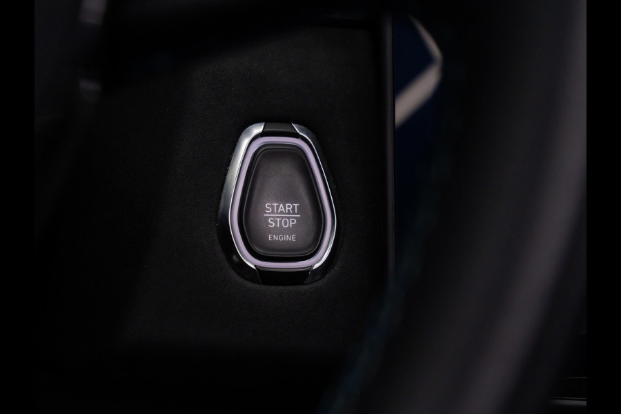 Lynk & Co 01 1.5 Autom, Panodak, Digidash, 360.camera, Carplay, Infinity sound
