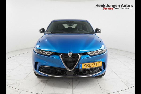 Alfa Romeo Tonale 1.3T PHEV Ti AUTOMAAT uit 2023 Rijklaar + 12 maanden Bovag-garantie  Henk Jongen Auto's in Helmond,  al 50 jaar service zoals 't hoort!