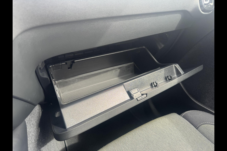 Volvo XC40 2.0 B3 Core | El.achterklep | 19 inch | Adaptive cruise | Prijs is rijklaar