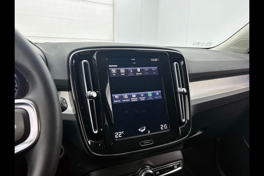 Volvo XC40 1.5 T4 Plug-in hybrid Dark NAVI & CARPLAY | EL-ACHTERKLEP | AD-CRUISE