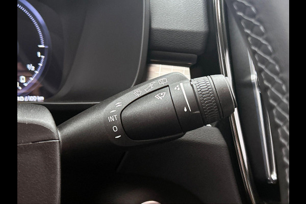 Volvo XC40 1.5 T4 Plug-in hybrid Dark NAVI & CARPLAY | EL-ACHTERKLEP | AD-CRUISE