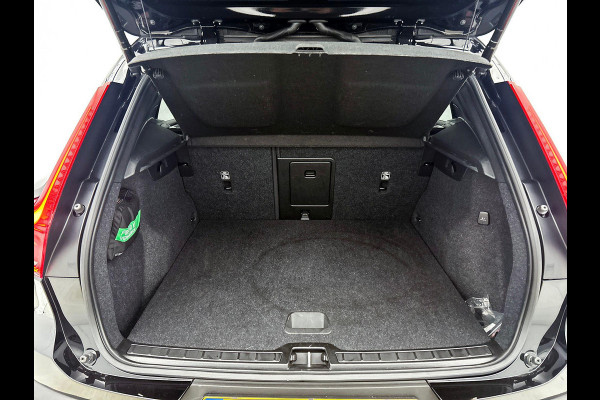 Volvo XC40 1.5 T4 Plug-in hybrid Dark NAVI & CARPLAY | EL-ACHTERKLEP | AD-CRUISE