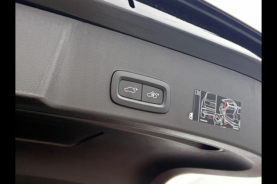 Volvo XC40 1.5 T4 Plug-in hybrid Dark NAVI & CARPLAY | EL-ACHTERKLEP | AD-CRUISE