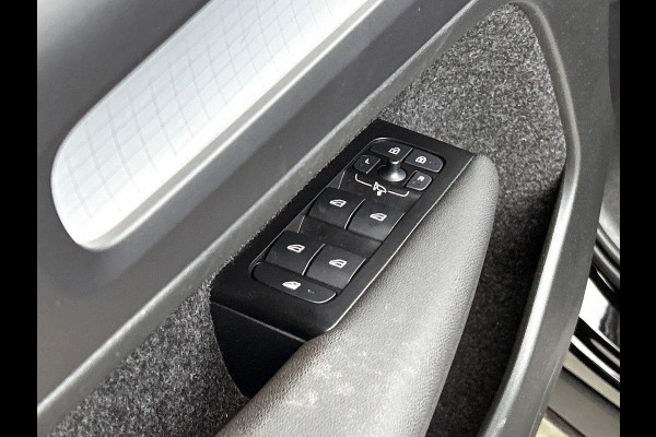 Volvo XC40 1.5 T4 Plug-in hybrid Dark NAVI & CARPLAY | EL-ACHTERKLEP | AD-CRUISE