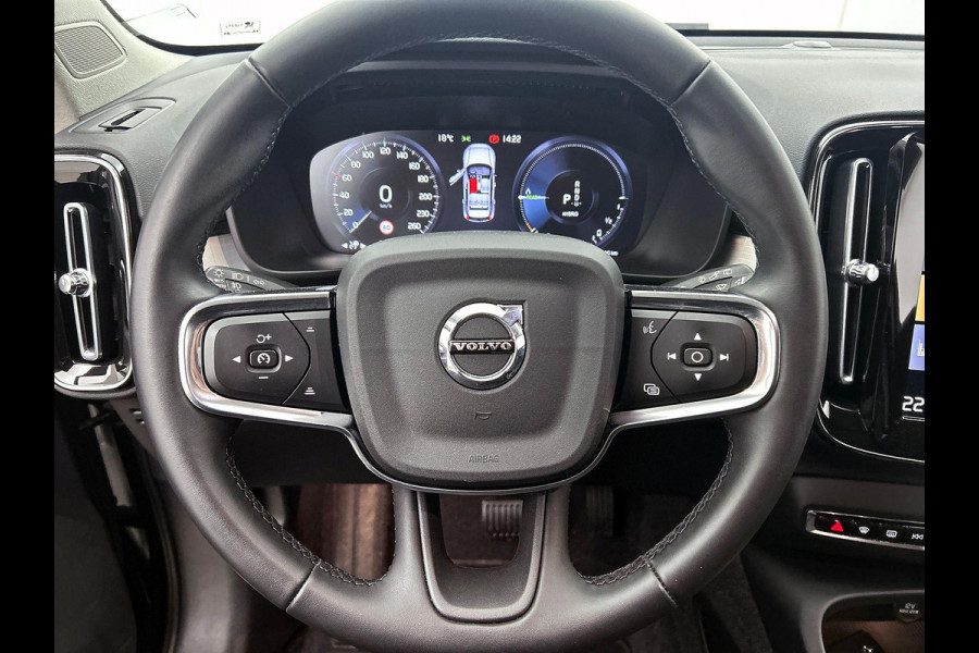 Volvo XC40 1.5 T4 Plug-in hybrid Dark NAVI & CARPLAY | EL-ACHTERKLEP | AD-CRUISE