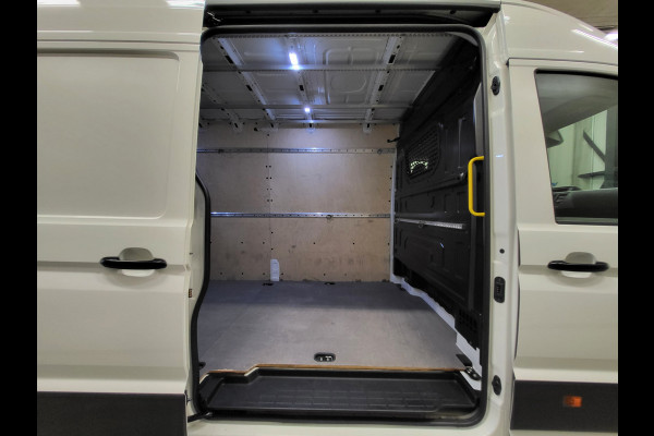 Volkswagen Crafter 2.0TDI 140pk L4/H3 3000kg Trekkracht Euro 6!