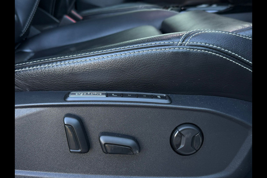 Volkswagen ID.4 Pro MAX 77 kWh, VOL OPTIES, panoramadak, soh 98 %, leder, el bedienbare trekhaak 21 inch, matrix led,, 360 camera