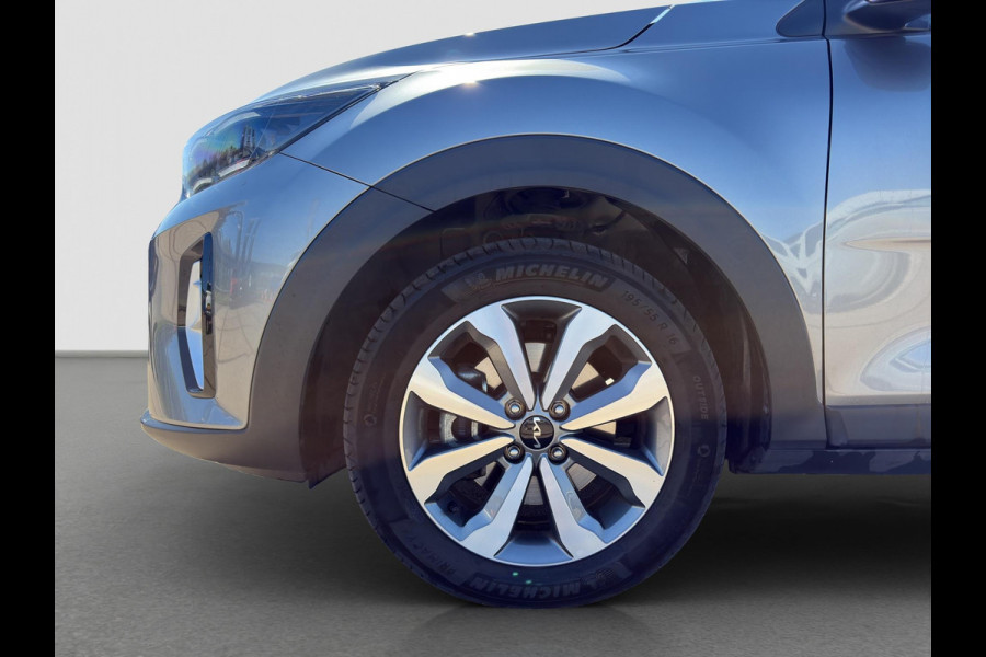 Kia Stonic 1.0 T-GDi MHEV DynamicPlusLine Automaat Stoel- en stuurverwarming | Cruise | Navi | Privacy Glass | Camera |
