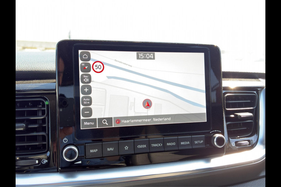 Kia Stonic 1.0 T-GDi MHEV DynamicPlusLine Automaat Stoel- en stuurverwarming | Cruise | Navi | Privacy Glass | Camera |