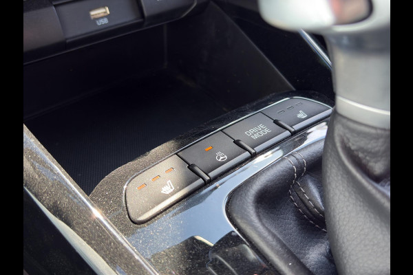 Kia Stonic 1.0 T-GDi MHEV DynamicPlusLine Automaat Stoel- en stuurverwarming | Cruise | Navi | Privacy Glass | Camera |