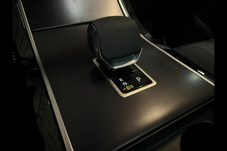Land Rover Range Rover Evoque P270e SE Dynamic/black-pack/arroios Grey/trekhaak/panoramaschuifdak
