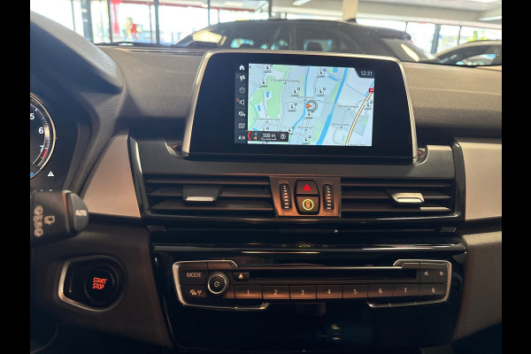 BMW 2 Serie Active Tourer 225xe iPerformance High Executive,pano/navi/camera/stoelverw/elec klep