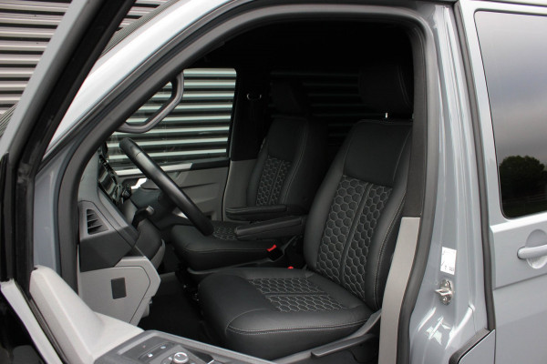 Volkswagen Transporter 2.0 TDI L2H1 BULLI 204PK DC DUBBEL CABINE / ALCANTARE HEMEL / FULL OPTIONS / LEDER / FULL BLACK / APPLE