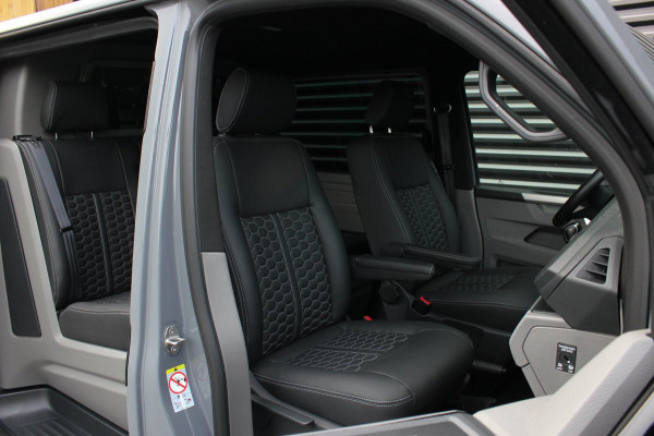 Volkswagen Transporter 2.0 TDI L2H1 BULLI 204PK DC DUBBEL CABINE / ALCANTARE HEMEL / FULL OPTIONS / LEDER / FULL BLACK / APPLE
