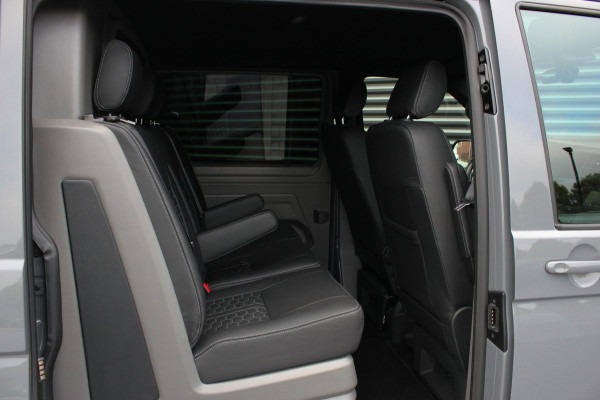 Volkswagen Transporter 2.0 TDI L2H1 BULLI 204PK DC DUBBEL CABINE / ALCANTARE HEMEL / FULL OPTIONS / LEDER / FULL BLACK / APPLE